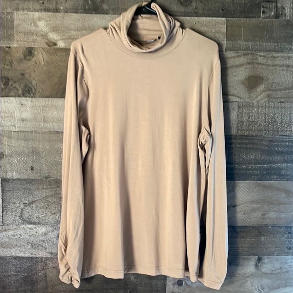 SNO SKINS Tan Fitted Ribbed Long Sleeve Tee